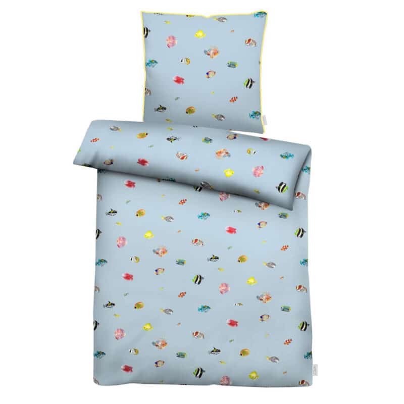 Apelt Bettwäsche-Garnitur Fidshi Gots Korallen Fische 135x200 + 80x80 cm Blau – jetzt kaufen bei Lifetex - Textile Lebensqualität
